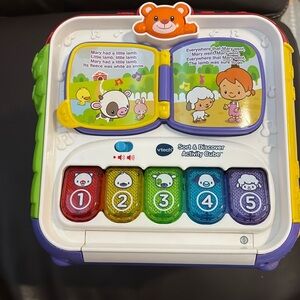 Vtech Sort & Discover Activity Cube
